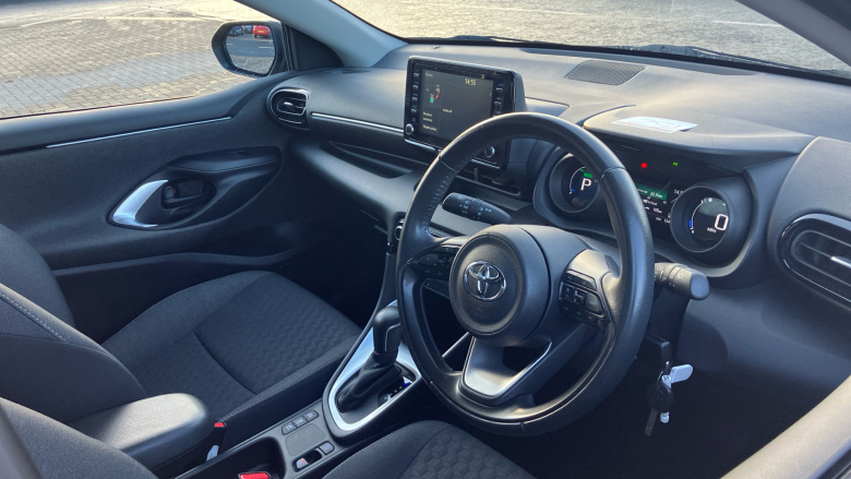 Toyota Yaris 1.5 Hybrid Design 5dr CVT Hybrid Hatchback